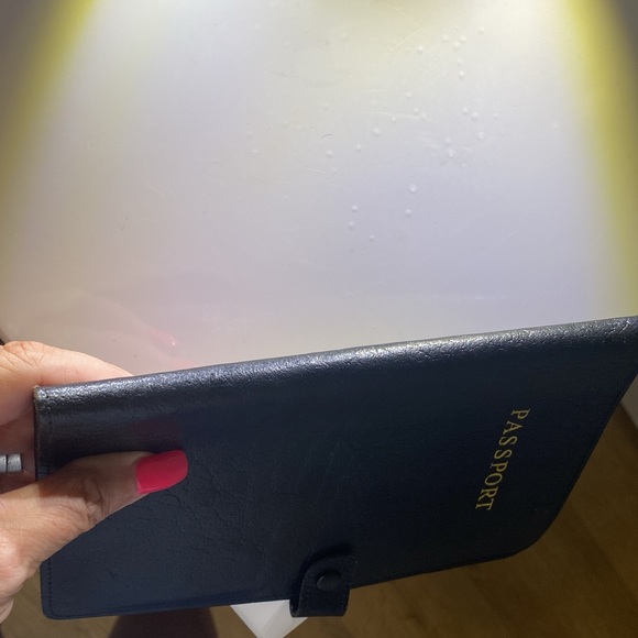 Passport Cover | 100%  Leather | Made in England - Picture 6 of 12